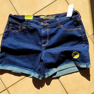 ON women's Sweetheart cut off shorts